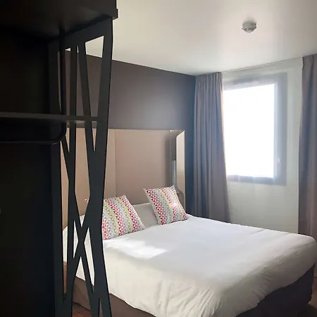 Campanile Marseille Est - 3*