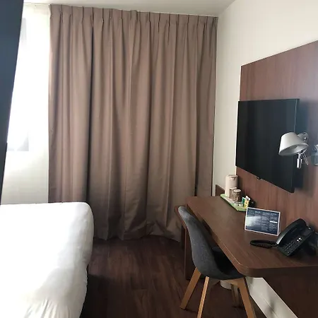 Hotel Campanile Marseille Est -